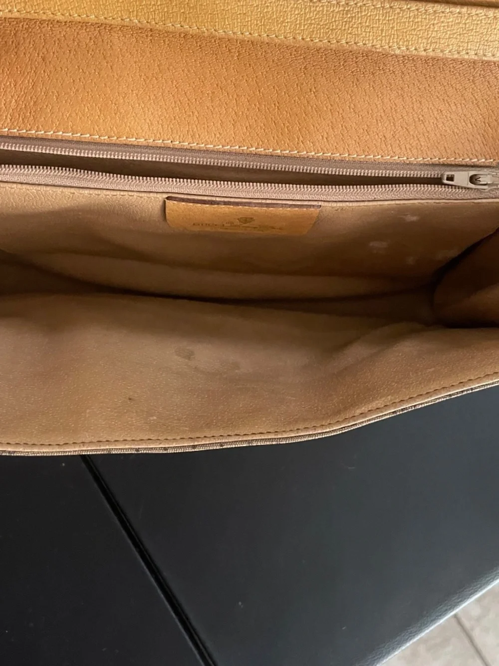 Vintage 1980s Gucci GG Monogram Canvas Crossbody Bag Tan Leather Trim Authentic - Picture 12 of 16